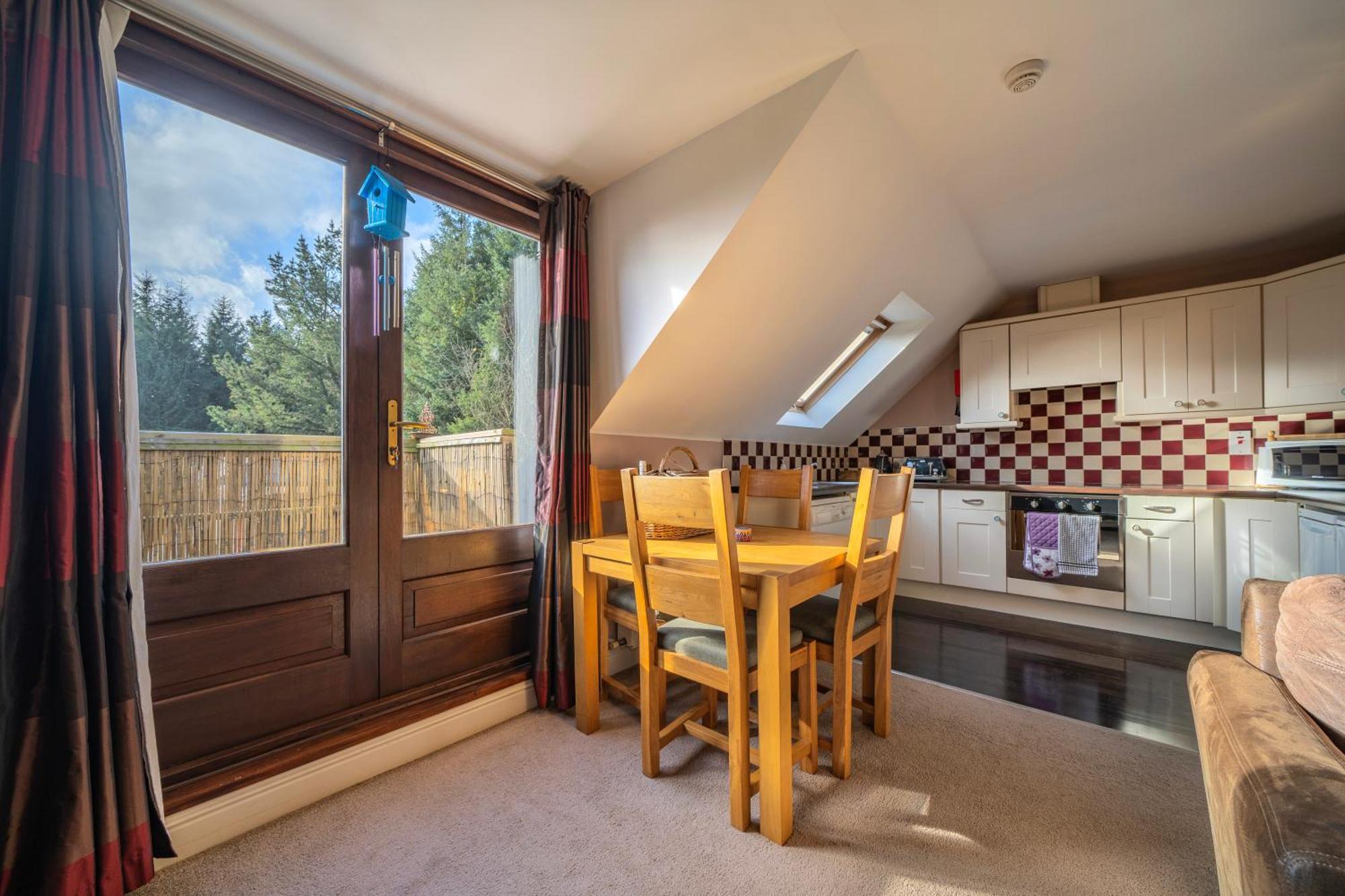 The Bird House - Coastal In Lovely Forest Setting Nr. Kinsale Ferienhaus