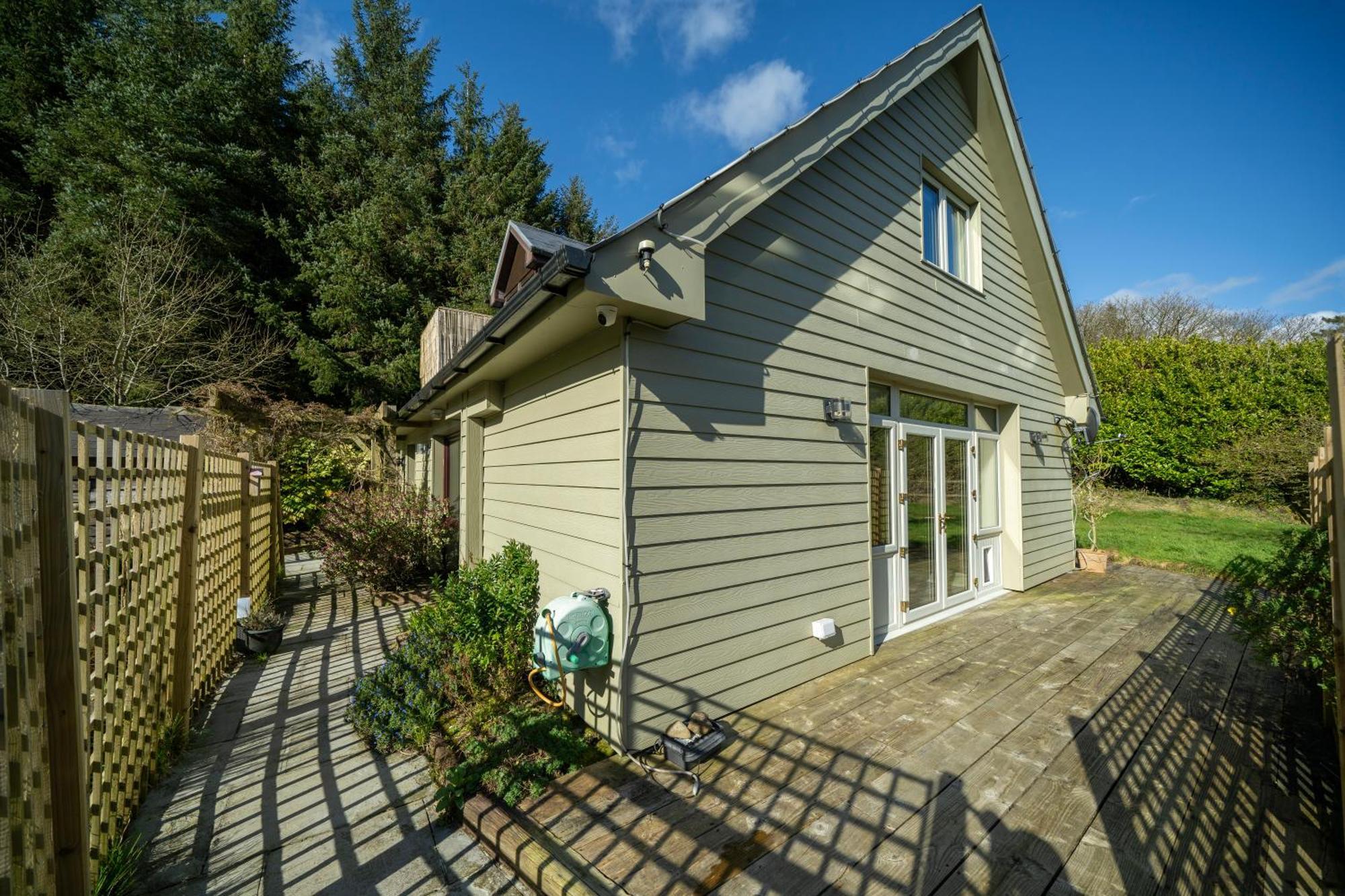 The Bird House - Coastal In Lovely Forest Setting Nr. Kinsale Ferienhaus Cork
